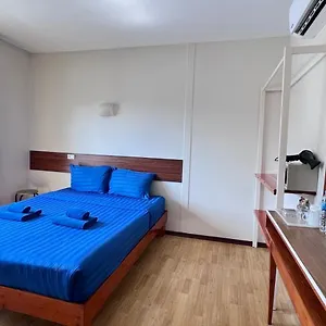Blue View House Albergue