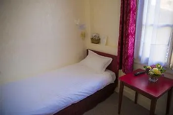 **  Hotel Du Cygne Parigi Francia